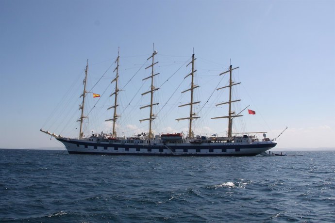 El velero Royal Clipper