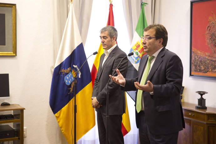 Fernando Clavijo y Guillermo Fernández Vara en Madrid