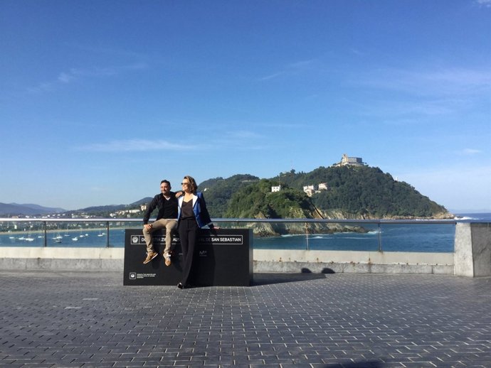J.A. Bayona y Sigourney Weaver