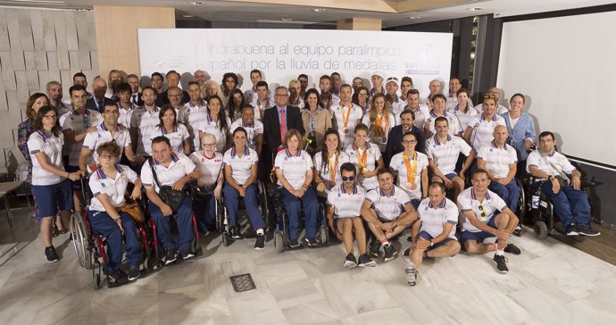 LAE recibe al equipo paralímpico español en Río
