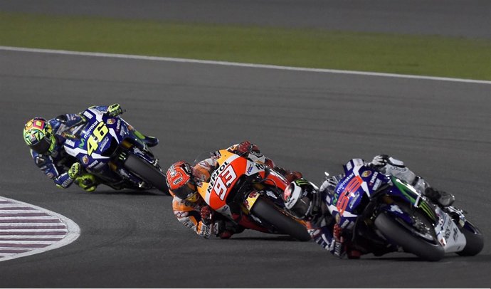 Lorenzo por delante de Márquez y Rossi en Losail