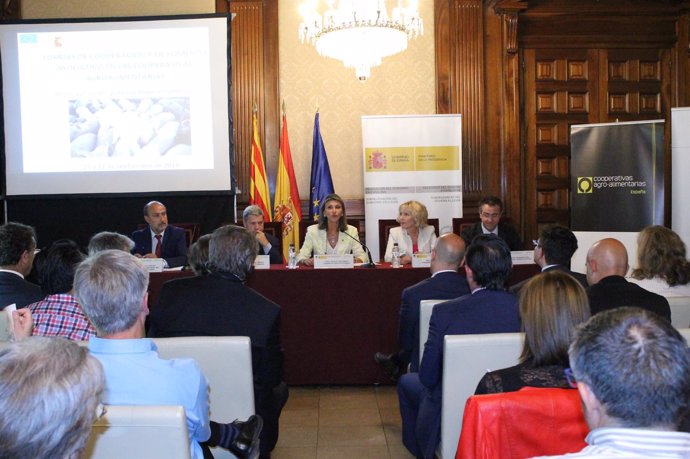 La Delegada Del Govern A Catalunya Inaugura El Seminari Sobre Reptes Del Sector 
