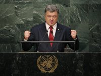 Poroshenko acusa a Rusia de coordinar, financiar y patrocinar a los grupos terroristas en el este de Ucrania
