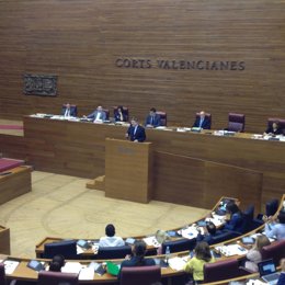 Puig en la tribuna de las Corts