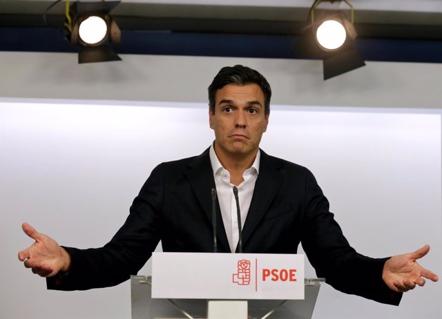 Pedro Sánchez en una intervención en la sede del PSOE
