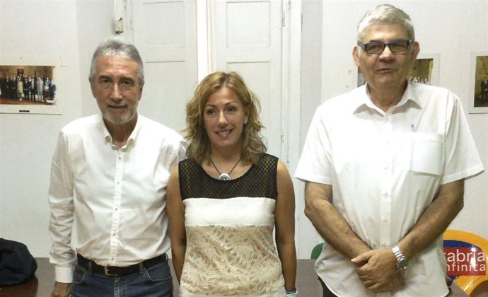 La alcaldesa y los portavoces de PSOE y PRC