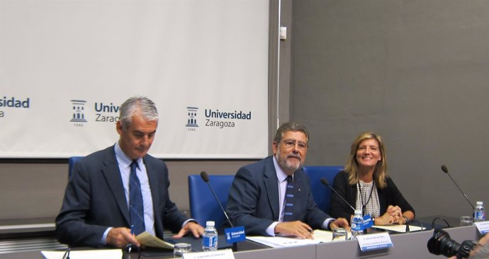 Presentación de las ayudas en el Edificio Paraninfo.