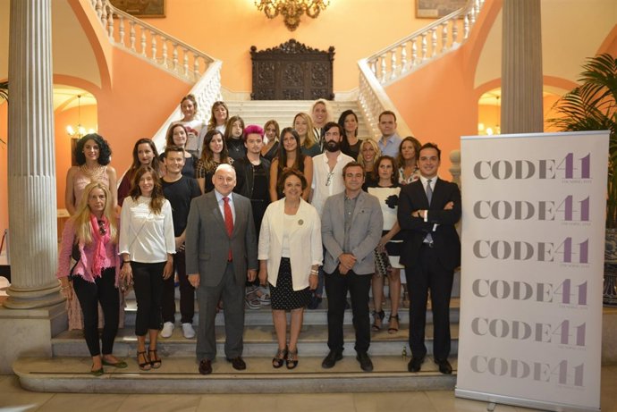 Nota De Prensa Y Foto CODE 41