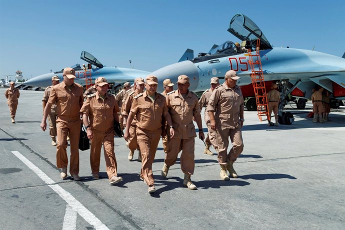 El ministro de Defensa ruso visita una base militar en Siria