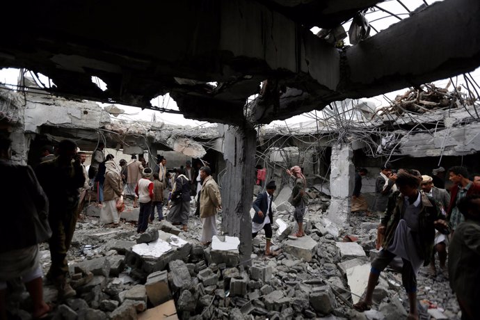 Efectos de un bombardeo aéreo en el norte de Yemen