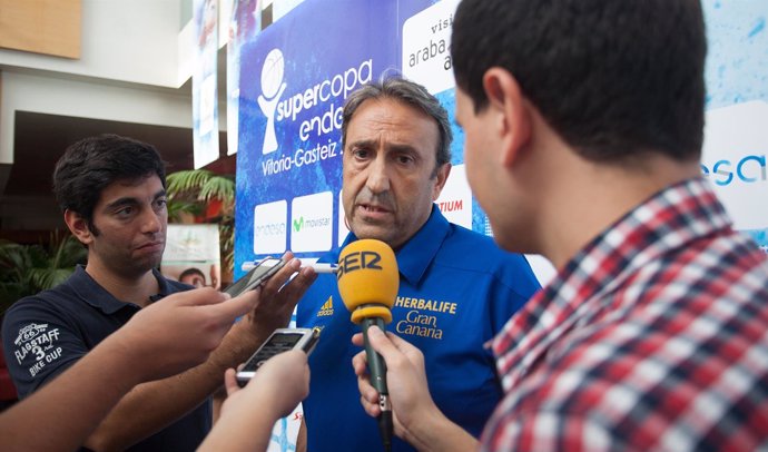 El entrenador del Herbalife Gran Canaria, Luis Casimiro
