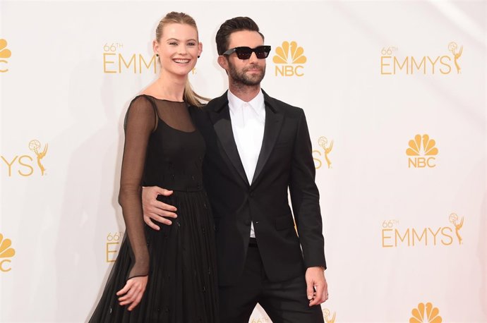 ADAM LEVINE BEHATI PRINSLOO