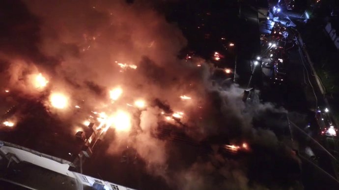 Incendio de Moscú en el que han muerto ocho bomberos