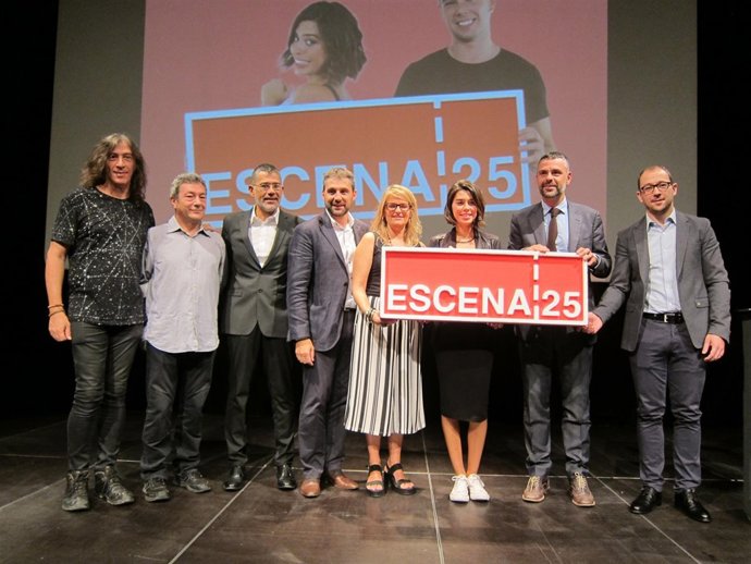 Presentación de la iniciativa Escena25