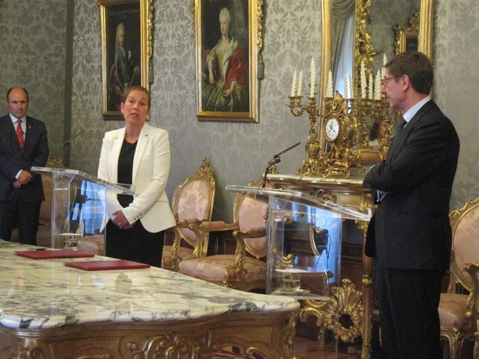 Uxue Barkos en el acto de esta mañana.