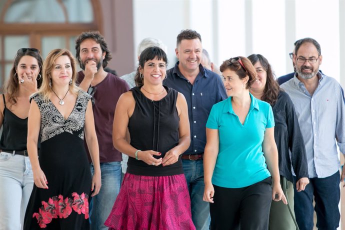 Teresa Rodríguez junto a diputados andaluces de Podemos