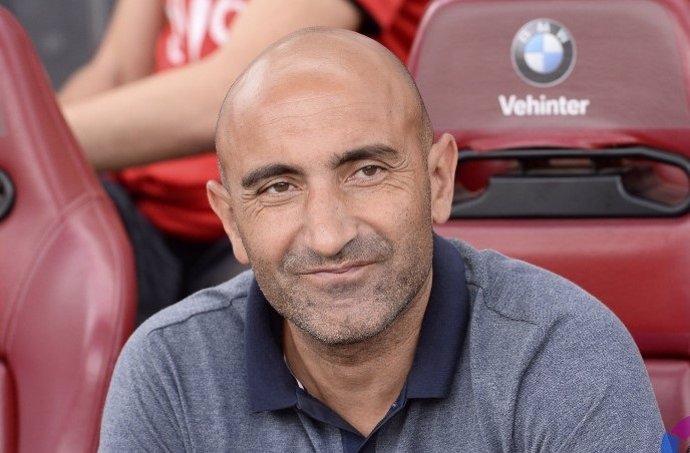 Abelardo Fernández, entrenador del Sporting de Gijón