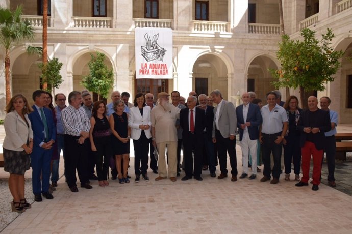 Nota Y Foto Visita Museo Malaga