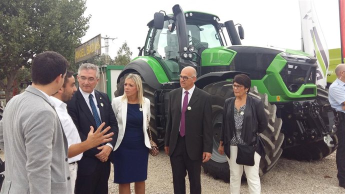 Olona inaugura FEMOGA en Sariñena (Huesca)