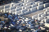 Hollande anuncia que dispersará por toda Francia a los inmigrantes de la 'Jungla de Calais'