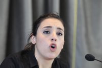 Montero invita al PSOE a hablar para "dar miedo a los poderosos" y subraya que la fórmula la decidirá "la gente"