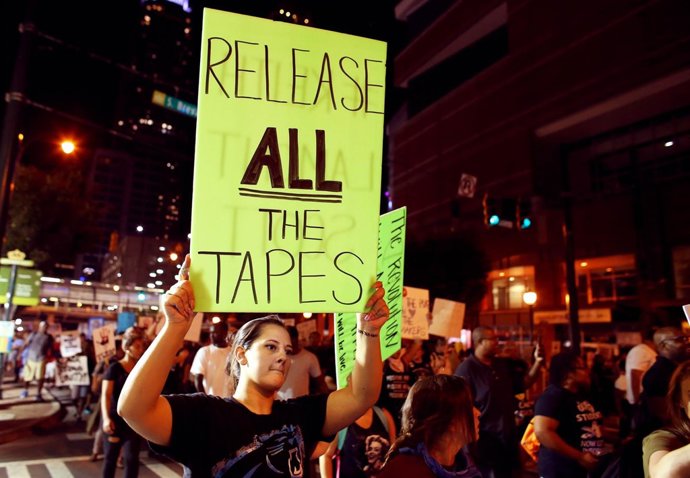 Protestas en Charlotte tras la muerte de Keith Scott