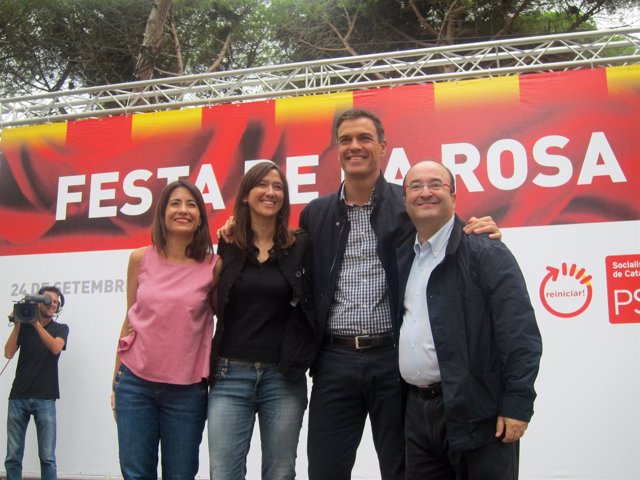 Los socialistas Raquel Sánchez, Núria Parlon, Pedro Sánchez y Miquel Iceta