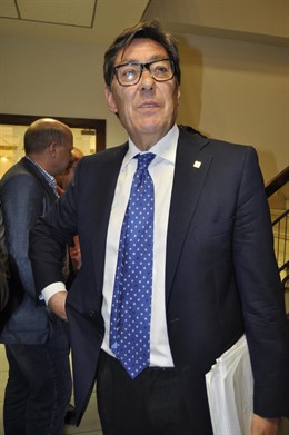 El presidente del PAR, Arturo Aliaga.