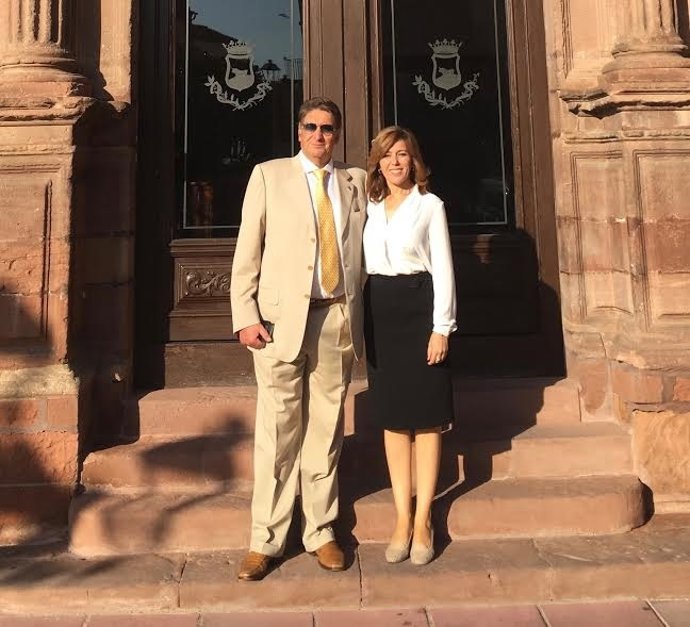 Enrico Lupi y Ana María Romero, nueva presidenta de AEMO