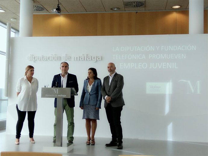 Elías Bendodo, Ana Puga, Almanzor y Joan Cruz Telefónica Fundación empleo joven