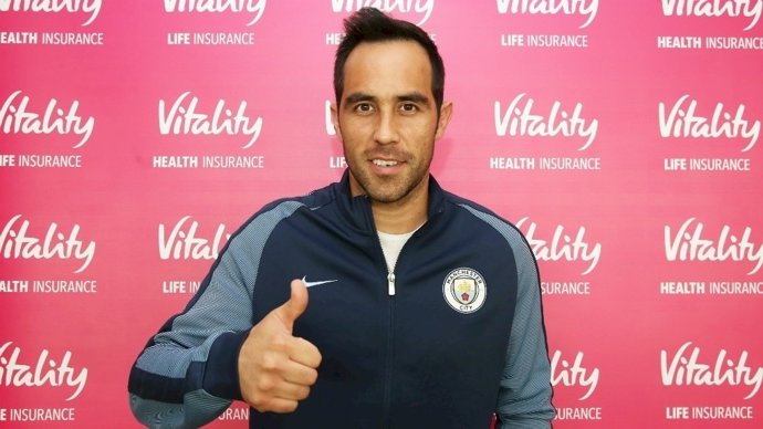 Claudio Bravo ficha por el Manchester City