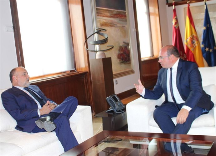 Pérez de los Cobos y Sánchez