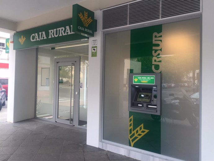 Nueva oficina de Caja Rural del Sur en avenida Reina Mercedes