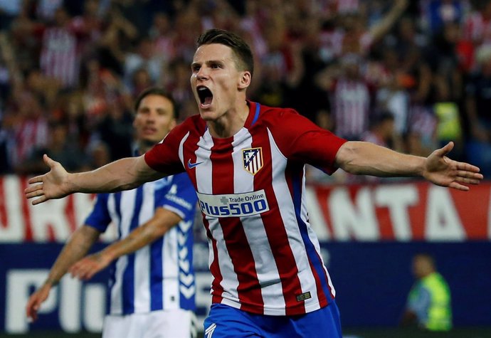 Gameiro celebra el 1-0 ante el Alavés