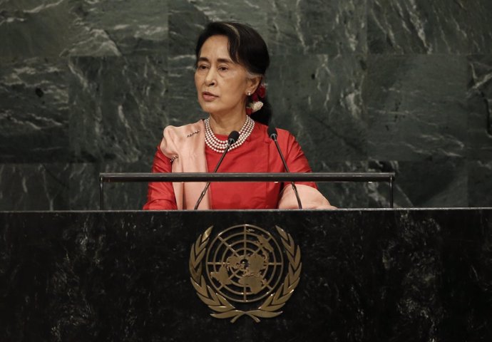 La dirigente birmana Aung San Suu Kyi habla ante la ONU