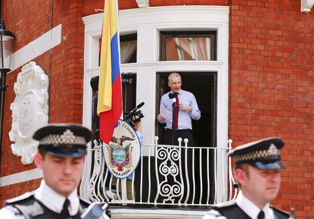 WikiLeaks, Julian Assange en la embajada de Ecuador en Londres