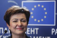 Georgieva pacta una baja sin sueldo en Bruselas para poder optar a dirigir la ONU