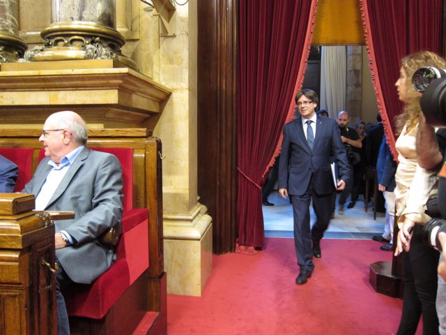El presidente de la Generalitat, Carles Puigdemont, y Lluís Rabell, JxSí