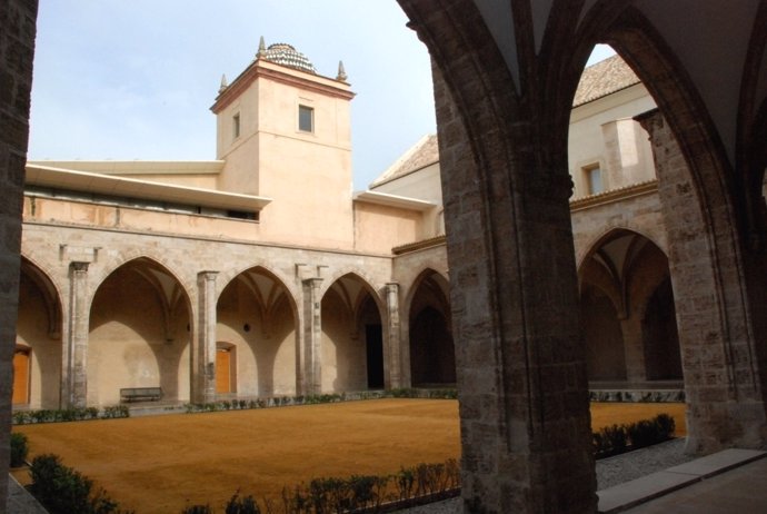 Claustro gotico Centre del Carme