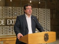 Vara cree que el PSOE necesita "gente que sepa coser" tras el "fracaso de una gestión"