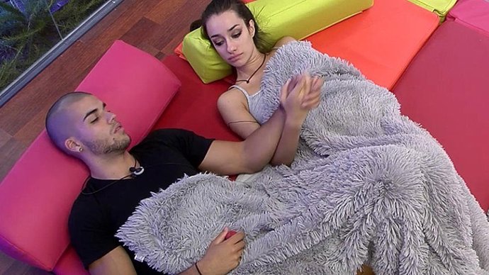 ADARA Y POL EN GRAN HERMANO 17