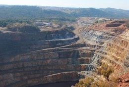 Imagen de la Corta Atalaya en Minas de Riotinto (Huelva).