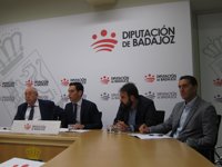 Diputación de Badajoz y Gesternova firman un contrato de suministro energía "100% verde" y libre de residuos radiactivos