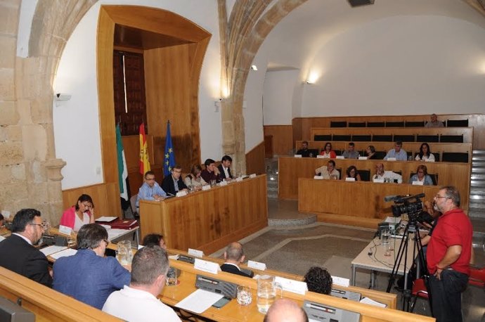 Pleno Diputación de Cáceres