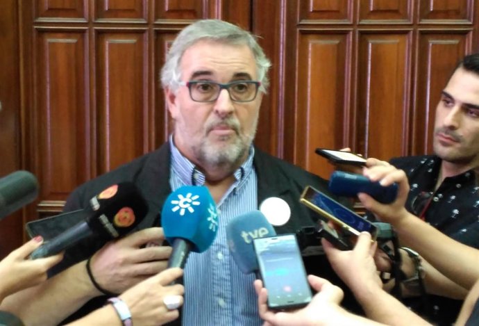 El coordinador de la Mesa del Ferrocarril, José Carlos Tejada