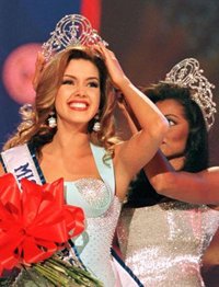 Trump anima a sus votantes a ver un supuesto vídeo sexual de la miss Alicia Machado