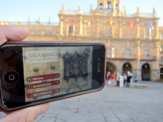 Aplicación 'Salamanca GVAM' en la Plaza Mayor 