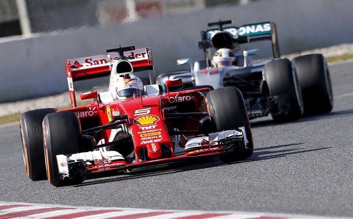 Vettel y Hamilton, Ferrari contra Mercedes en Montmeló