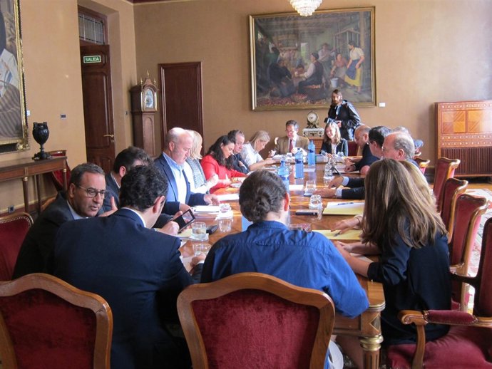 Junta de portavoces en la Junta General del Principado de Asturias