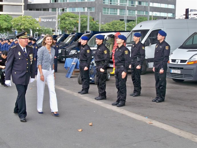 Llanos de Luna y Sebastián Trapote en el Día de la Policía